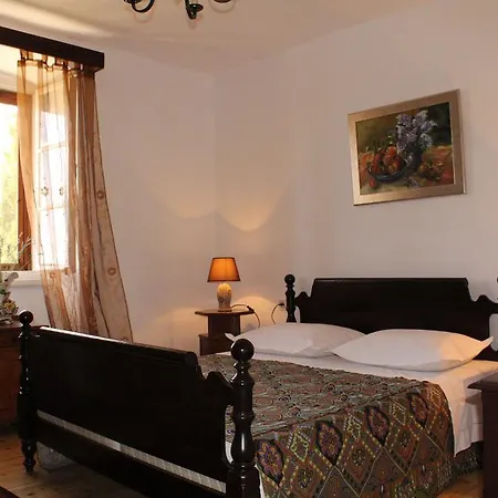 Feriehus Roza Srednje Selo na Šolti