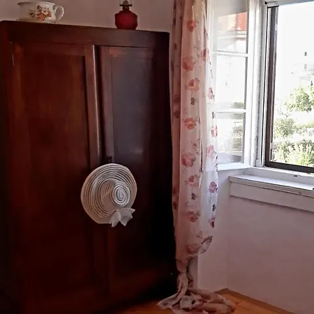 Holiday home Roza *