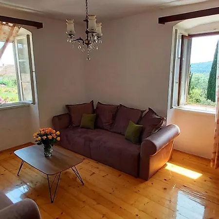 Holiday home Roza *
