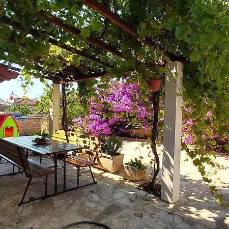 Roza Holiday home *