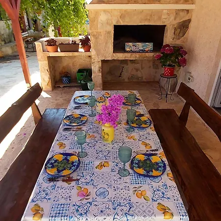 Roza Holiday home *