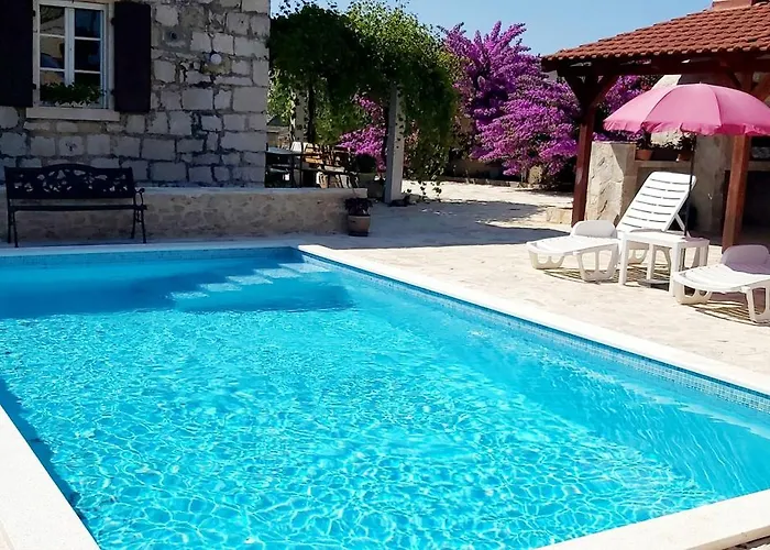 Vakantiehuis Roza Srednje Selo na Šolti